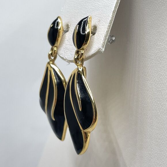 Vintage Trifari Gold Tone Black Enamel Dangle Earrings Statement Elegant Classic - Picture 6 of 7